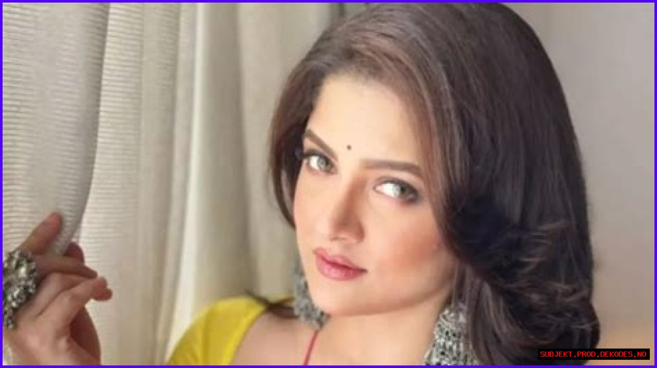 Bengali actress Srabanti Chatterjee’s dance goes viral on the internet. - SarkariResult