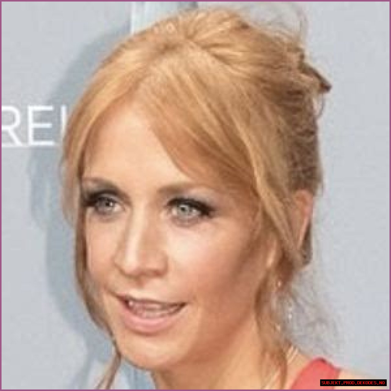 Dedee Pfeiffer (TV-Schauspielerin) - Alter, Geburtstag, Bio, Fakten, Familie, Vermögen, Größe & mehr
