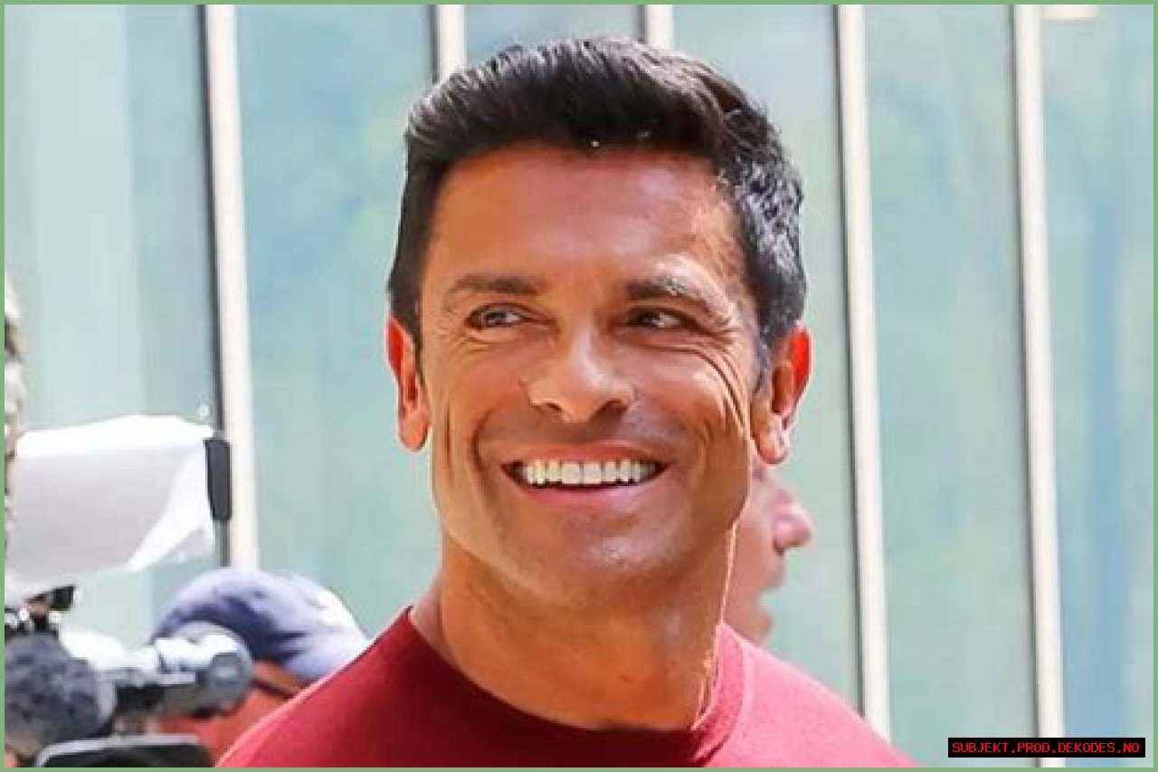 Mark Consuelos' Earnings on Live: A Comparative Look with Kelly Ripa - SarkariResult